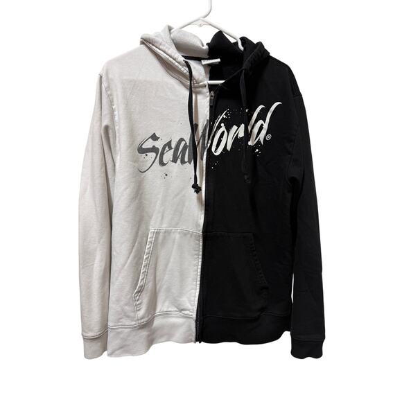 Seaworld two tone black white zip up hoodie Penguin Size Large - Picture 1 of 3